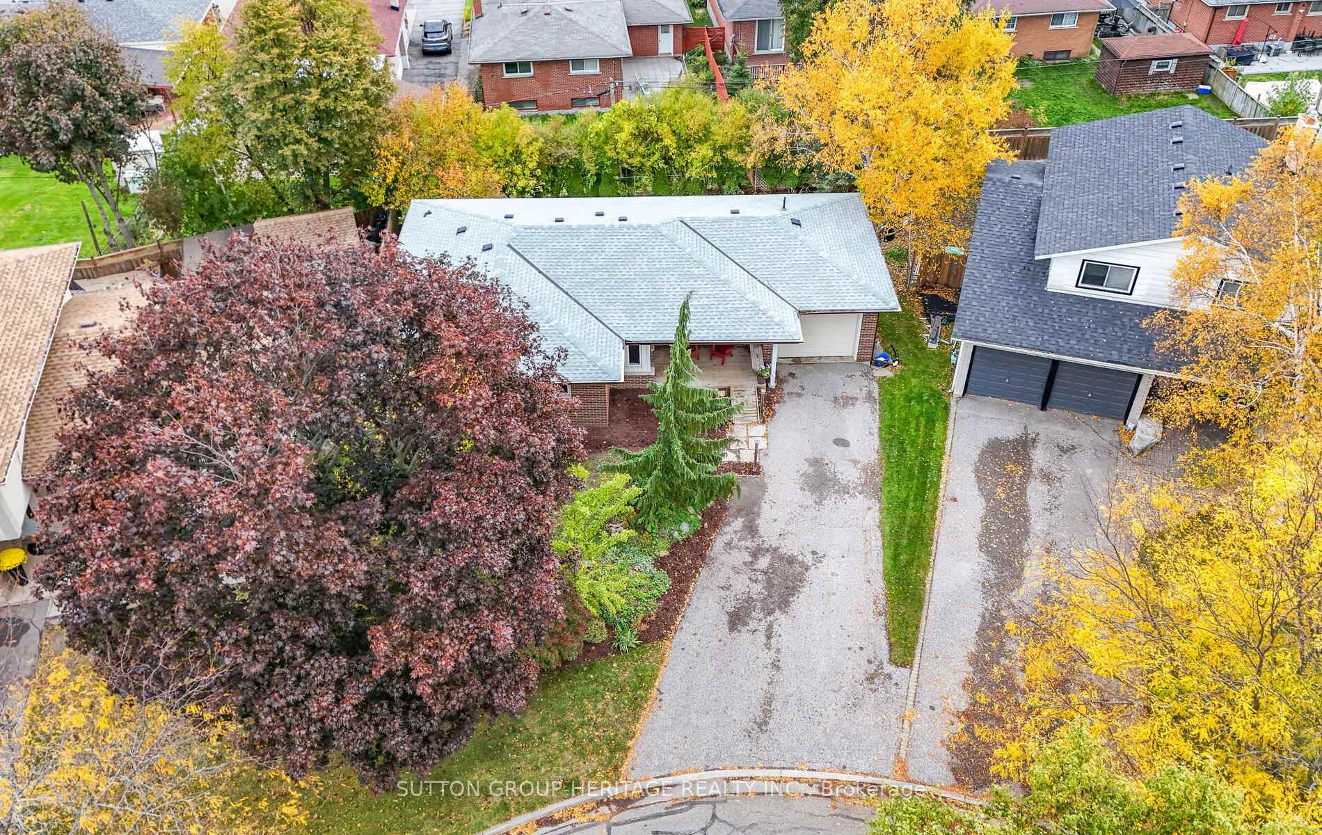 Photo 35 of 253 Fairlawn Court, Oshawa, McLaughlin — HOMEH