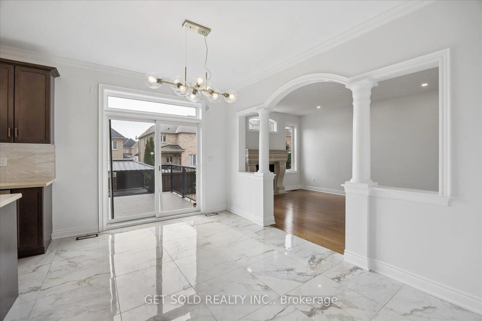 Photo 12 of 11 Maybeck Drive, Brampton, Credit Valley — HOMEH