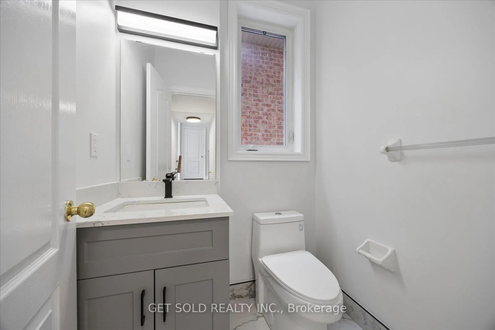 Photo 21 of 11 Maybeck Drive, Brampton, Credit Valley — HOMEH