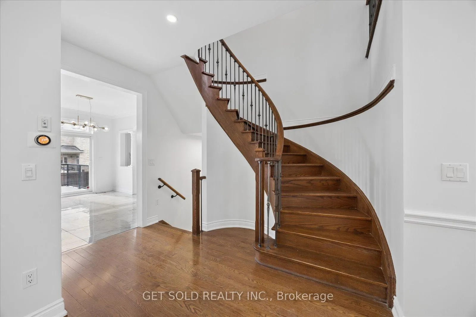 Photo 23 of 11 Maybeck Drive, Brampton, Credit Valley — HOMEH