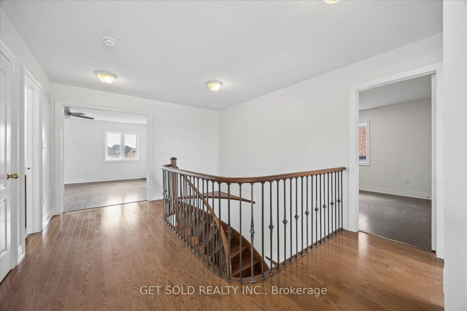 Photo 25 of 11 Maybeck Drive, Brampton, Credit Valley — HOMEH