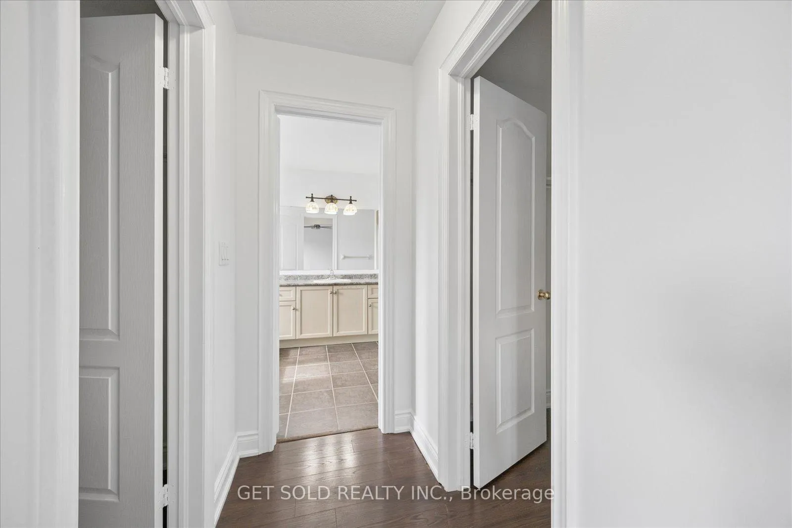 Photo 28 of 11 Maybeck Drive, Brampton, Credit Valley — HOMEH