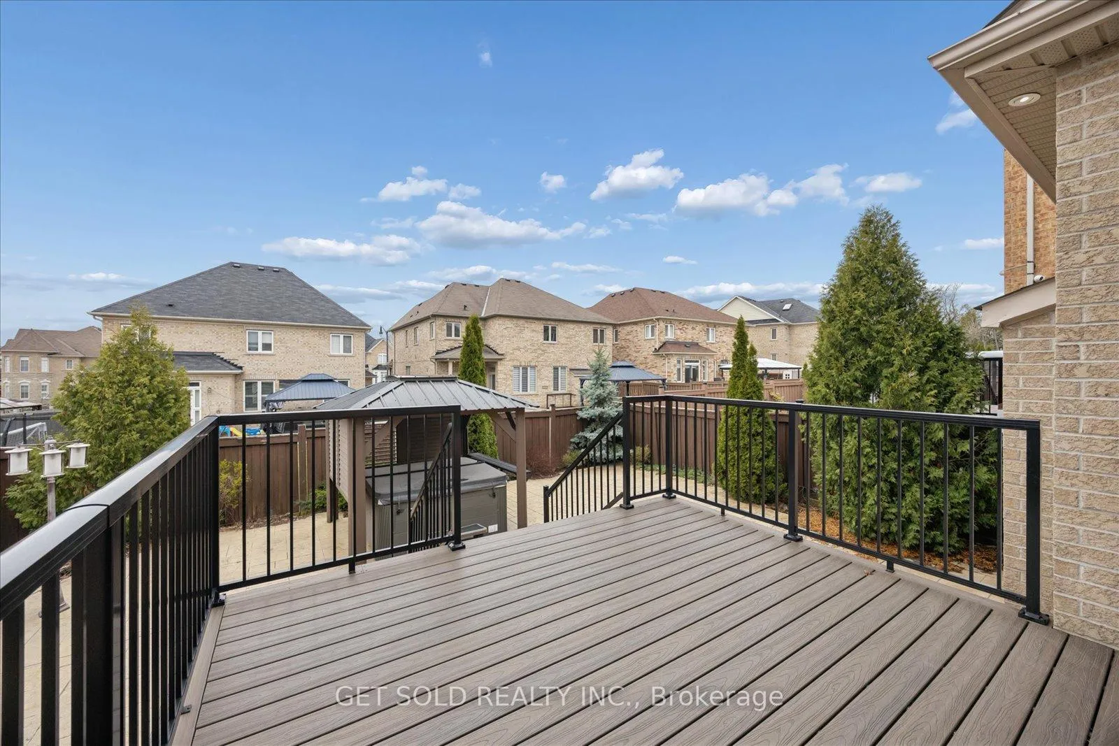 Photo 46 of 11 Maybeck Drive, Brampton, Credit Valley — HOMEH