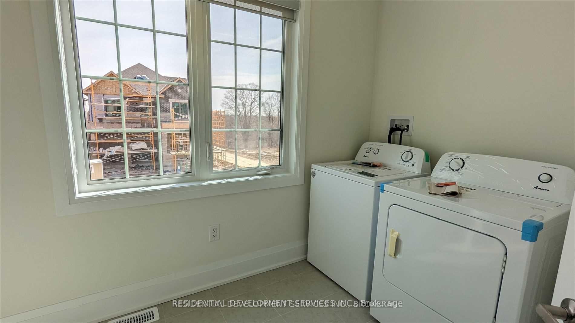Photo 12 of 12 Eberly Woods Drive, Markham, Victoria Square — HOMEH