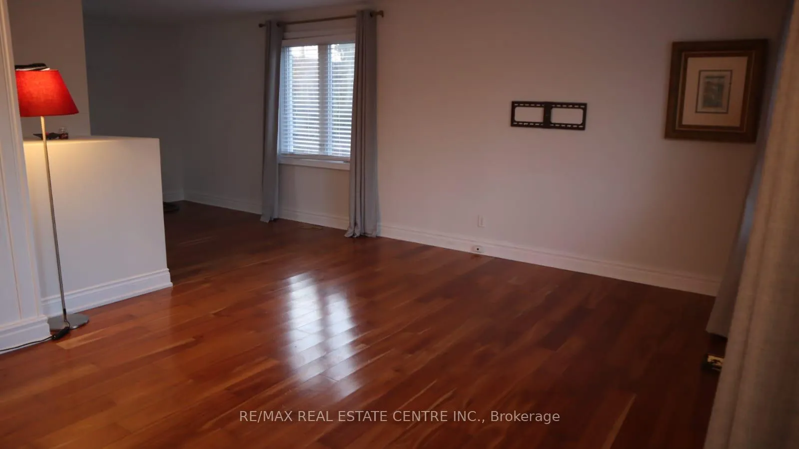 Photo 9 of 1462 Sixth Line, Oakville, College Park — HOMEH