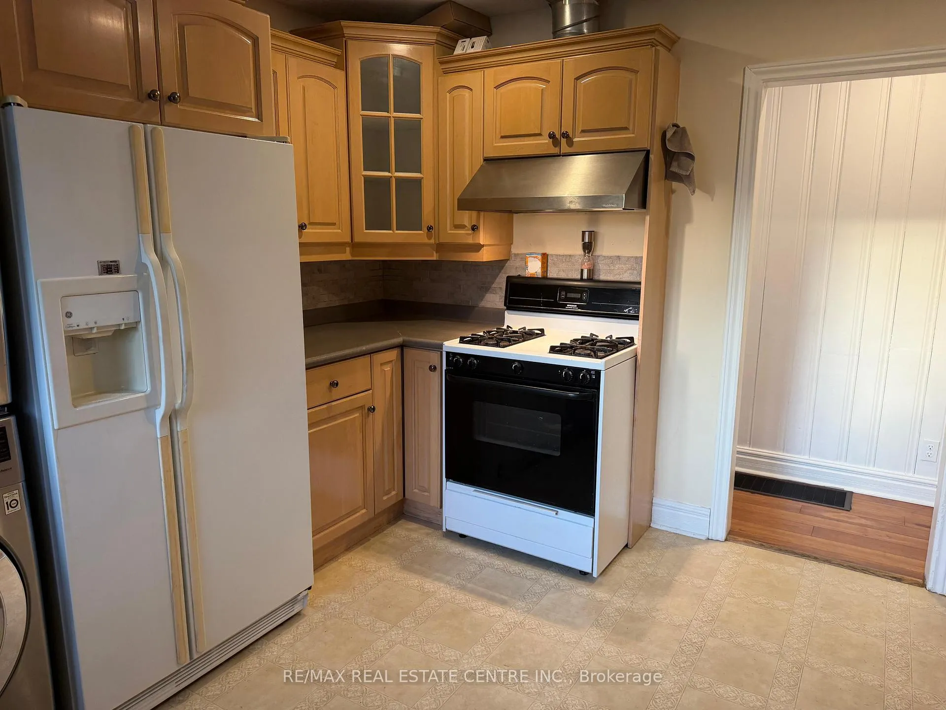 Photo 16 of 1462 Sixth Line, Oakville, College Park — HOMEH