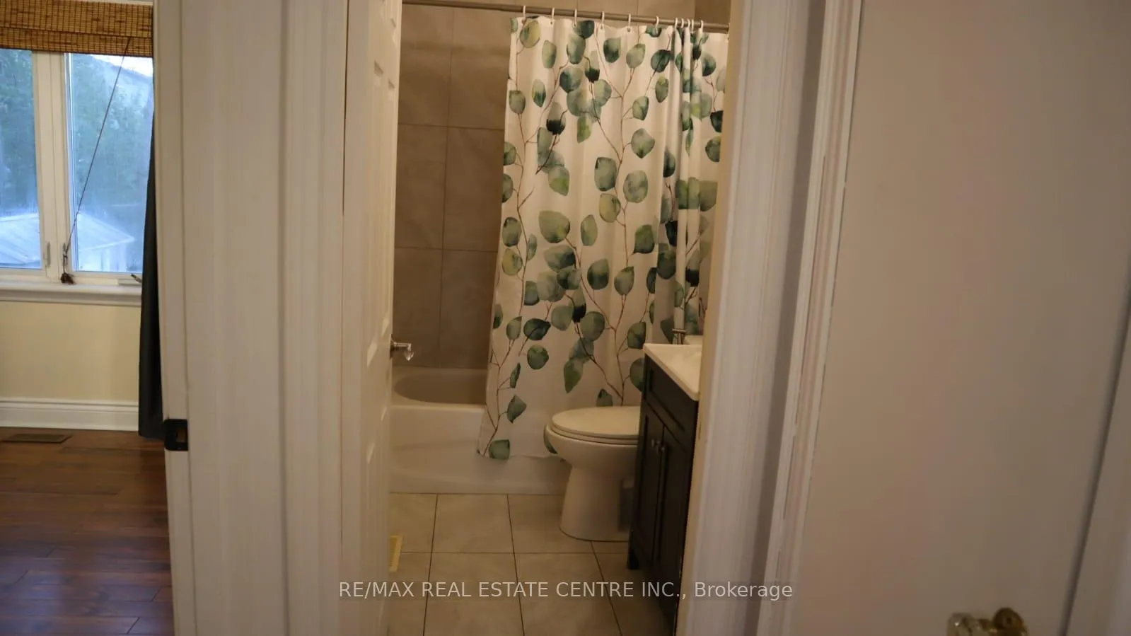 Photo 21 of 1462 Sixth Line, Oakville, College Park — HOMEH