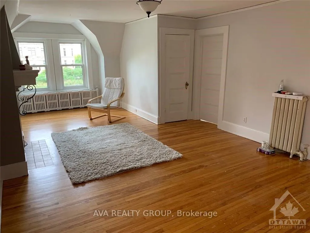 Photo 3 of Unit 4, 400 O'Connor Street, Ottawa, Ottawa Centre — HOMEH