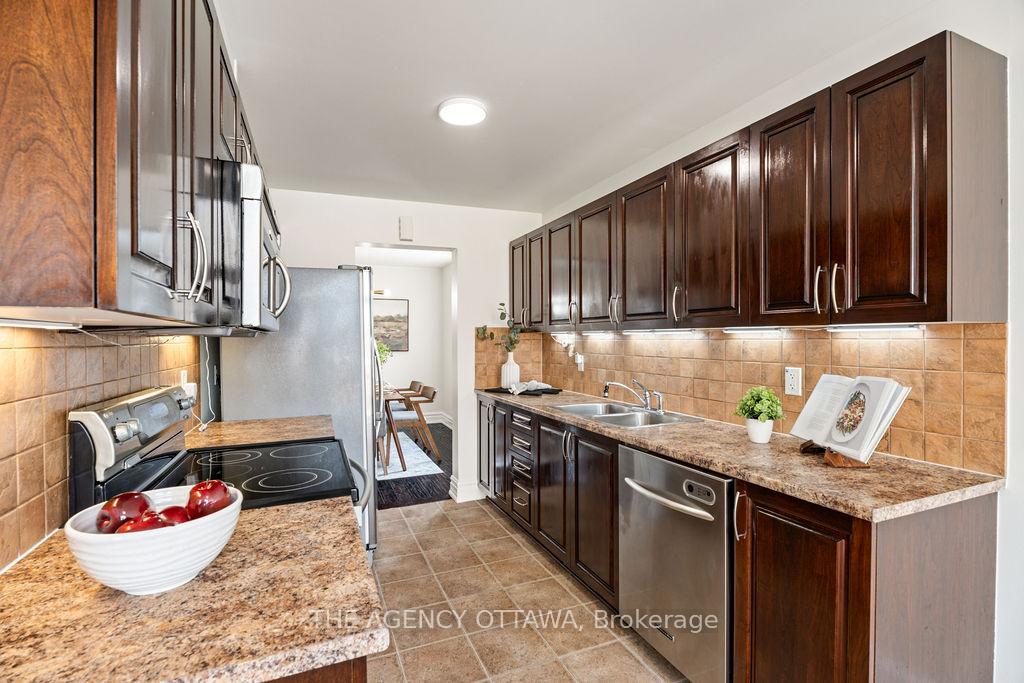 Photo 10 of 277 Branthaven Street, Ottawa, Avalon East — HOMEH