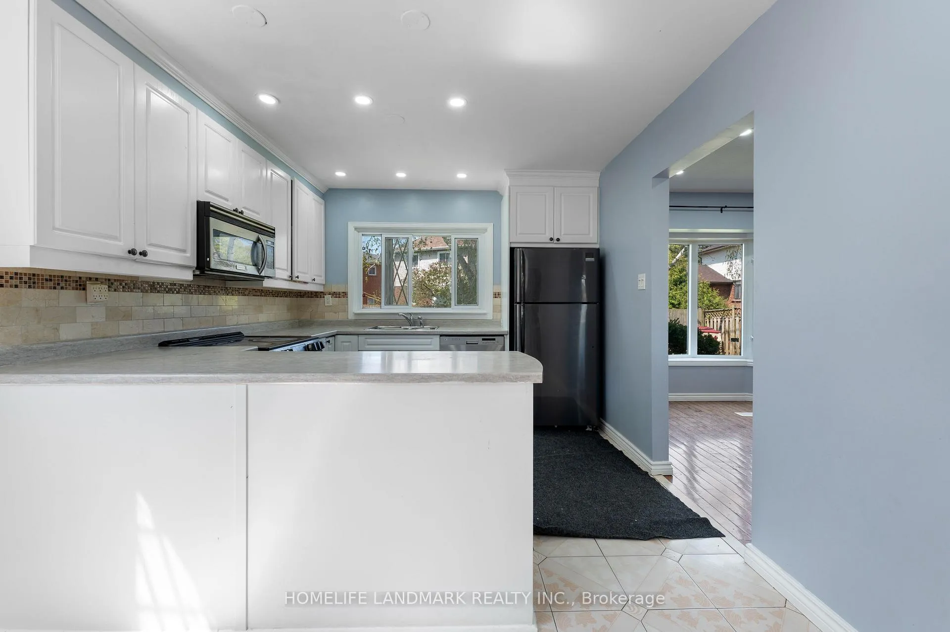 Photo 11 of 1416 Somerville Street, Oshawa, Samac — HOMEH