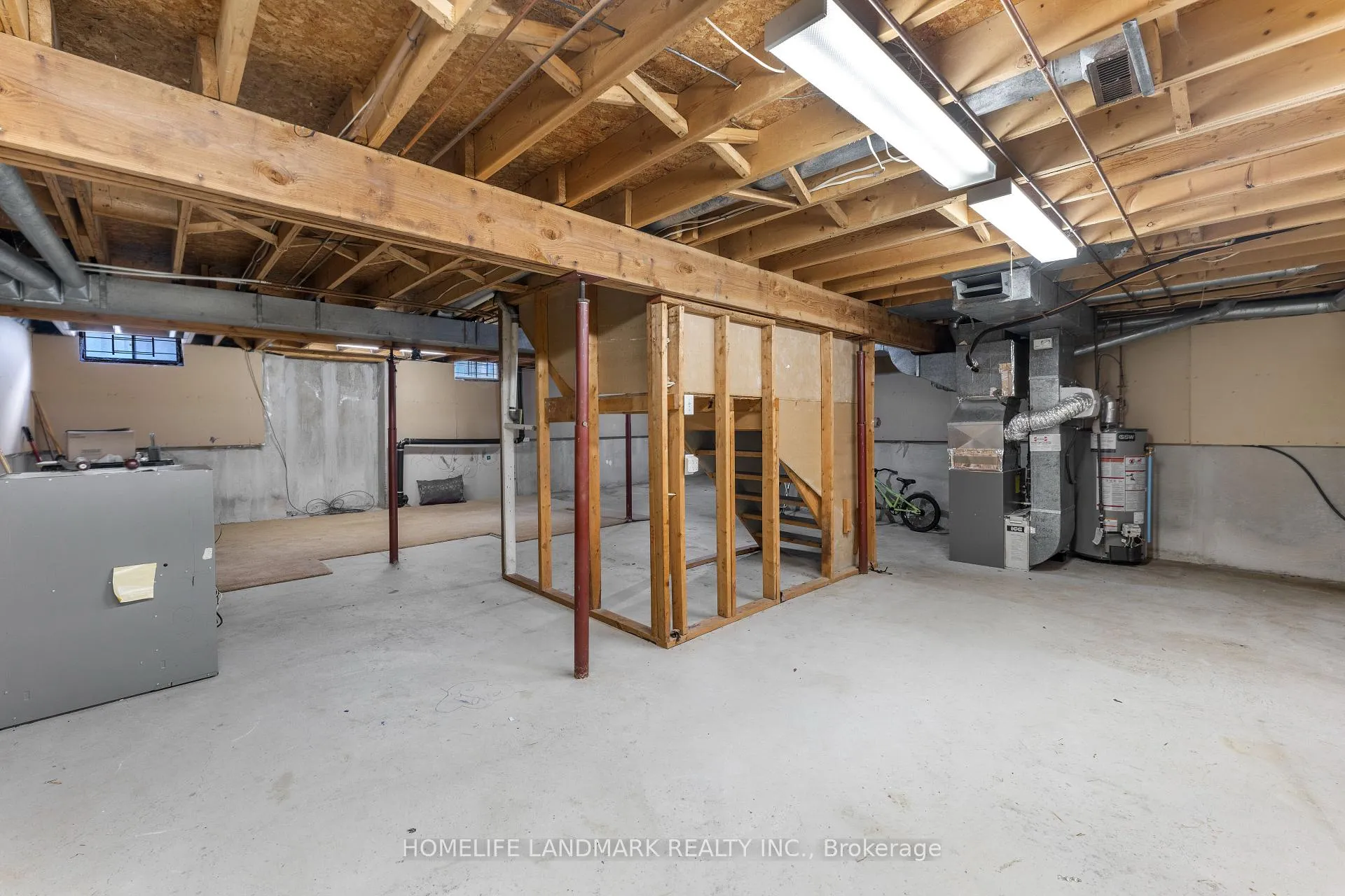 Photo 29 of 1416 Somerville Street, Oshawa, Samac — HOMEH