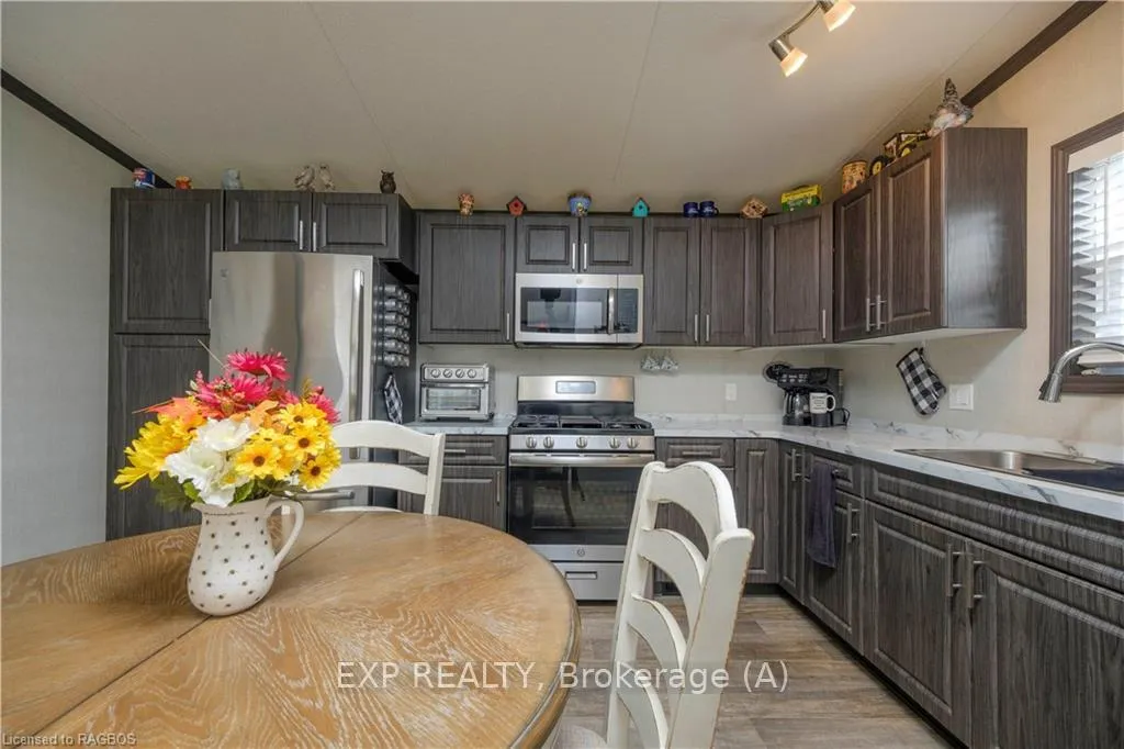 Photo 11 of 112 Meadowview Lane, North Perth, Elma — HOMEH