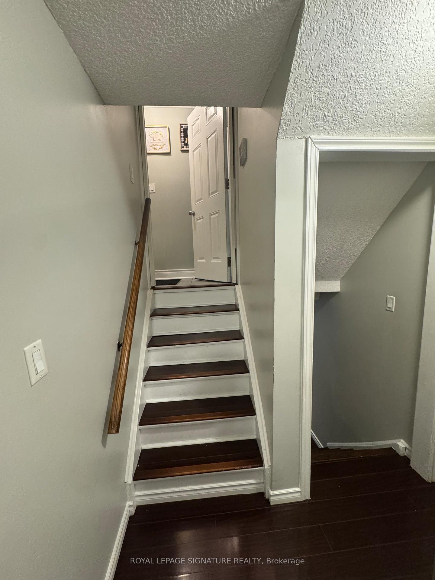 Photo 3 of 1272 Cedar Street, Oshawa, Lakeview — HOMEH