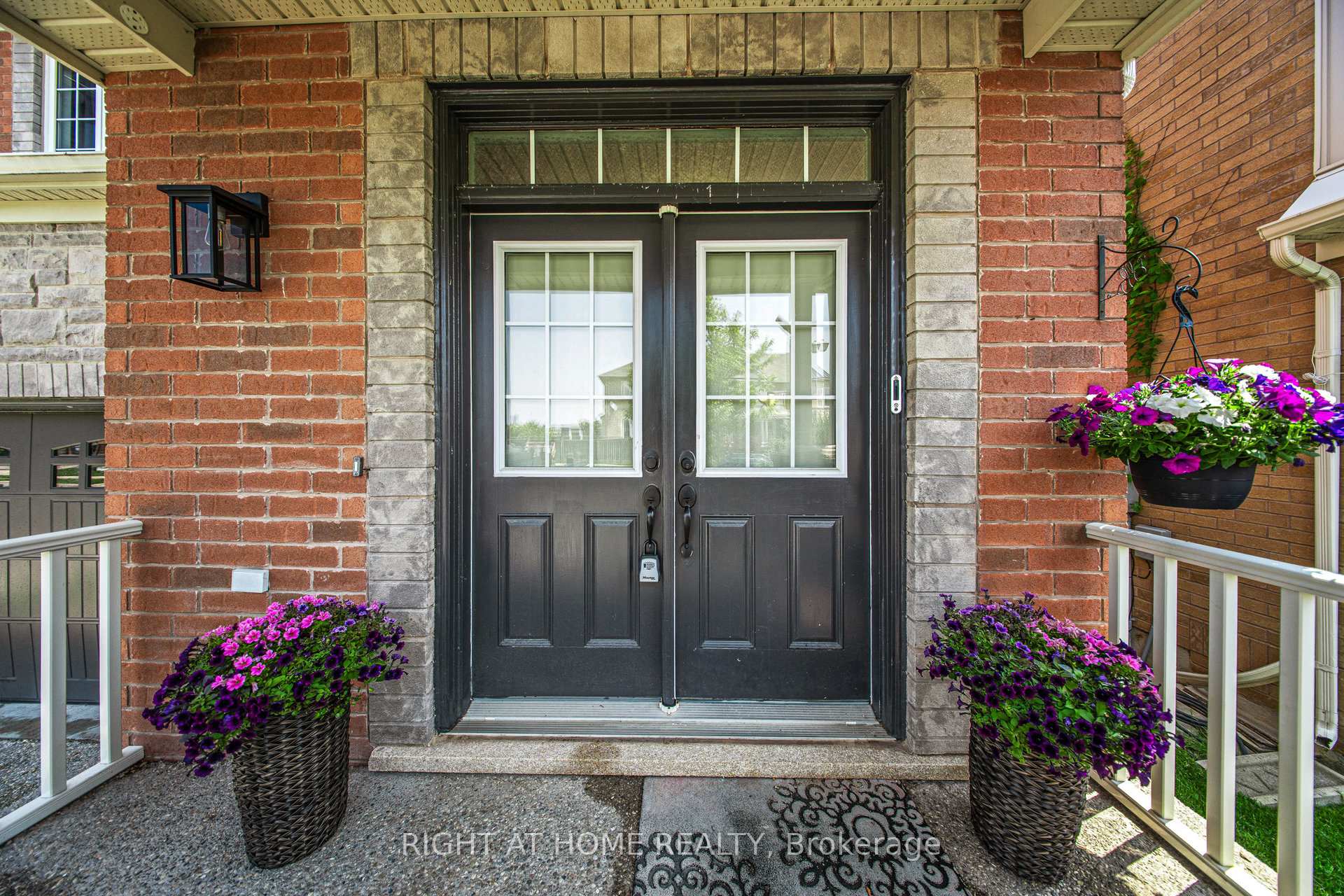 Photo 30 of 686 Bolingbroke Drive, Milton, Coates — HOMEH