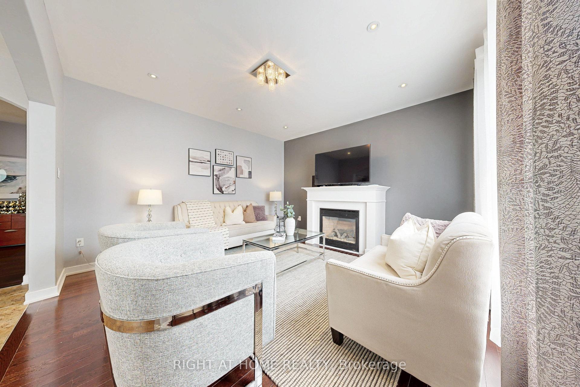 Photo 32 of 686 Bolingbroke Drive, Milton, Coates — HOMEH