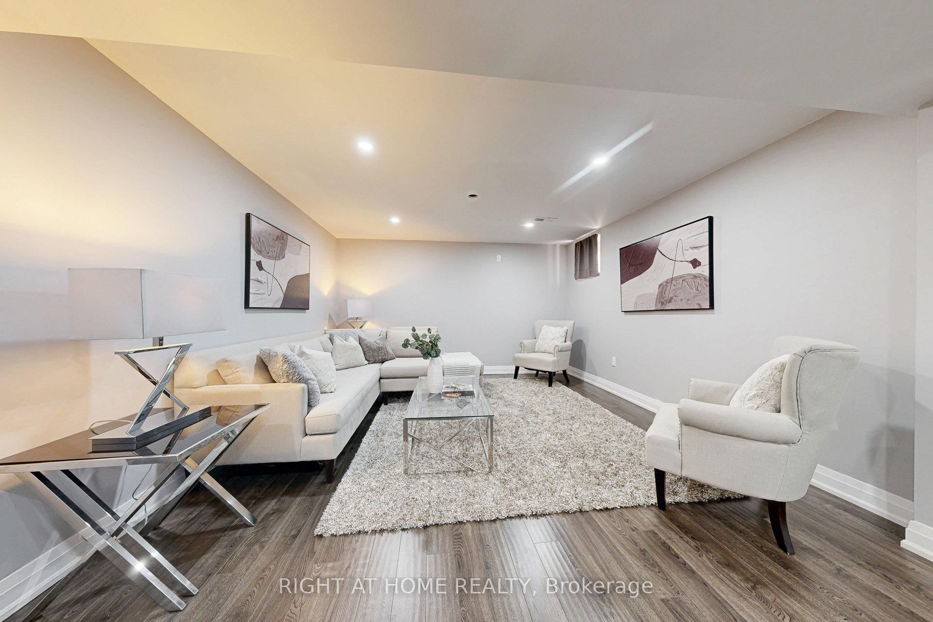 Photo 15 of 686 Bolingbroke Drive, Milton, Coates — HOMEH