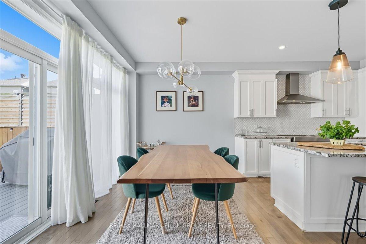 Photo 9 of 200 Enclave Walk, Ottawa, Mer Bleue/Bradley Estates/Anderson Park — HOMEH