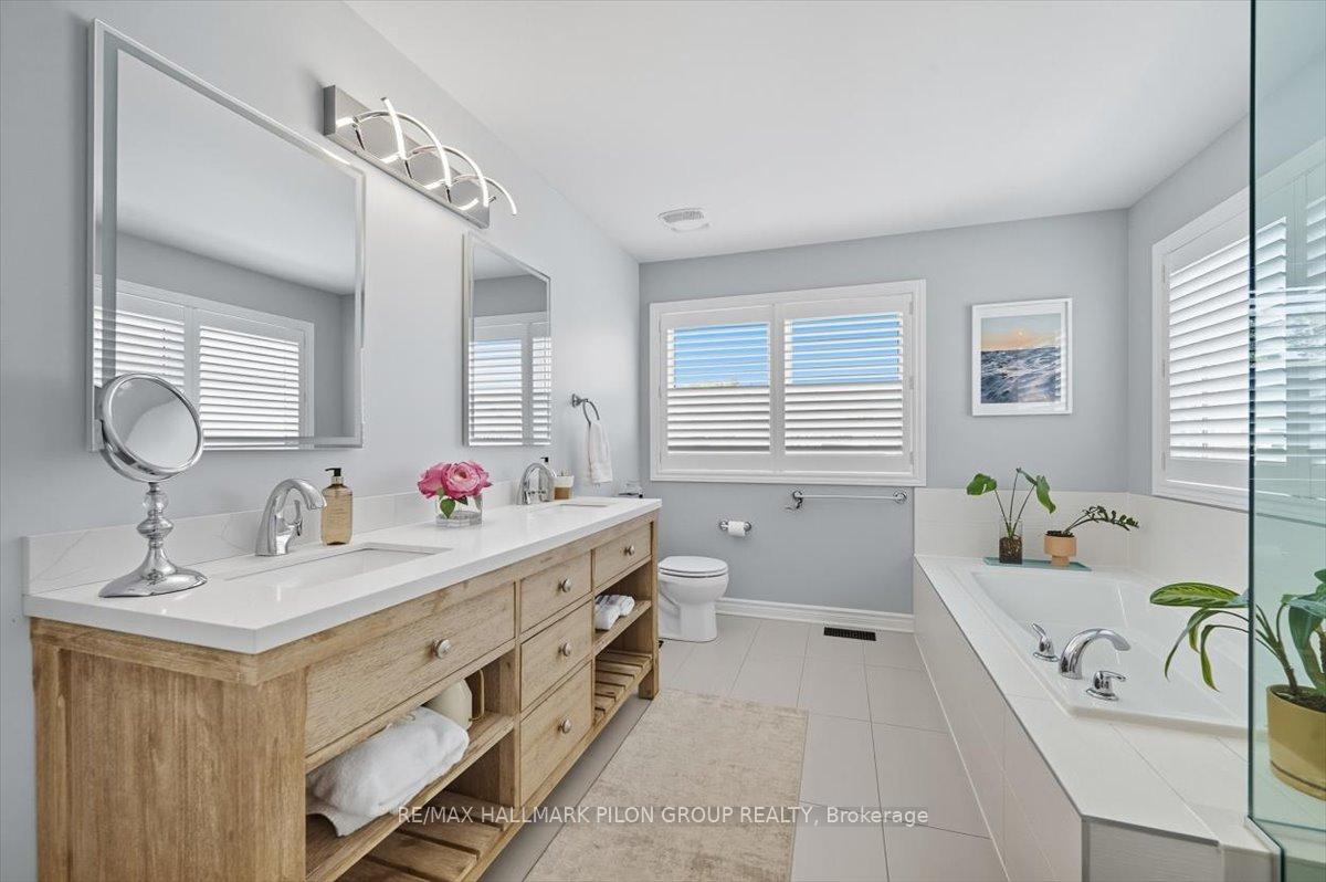 Photo 20 of 200 Enclave Walk, Ottawa, Mer Bleue/Bradley Estates/Anderson Park — HOMEH