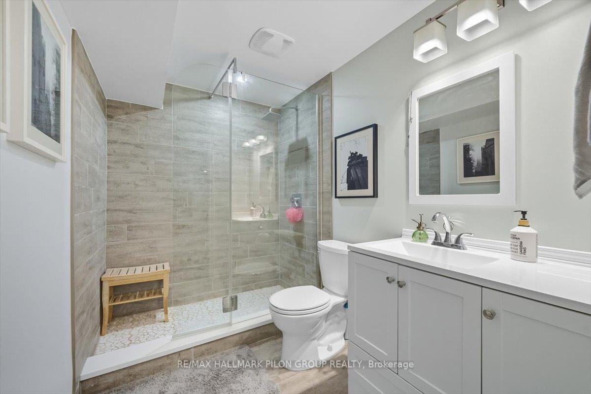 Photo 29 of 200 Enclave Walk, Ottawa, Mer Bleue/Bradley Estates/Anderson Park — HOMEH
