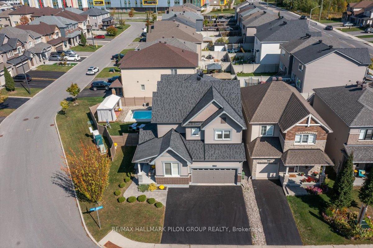 Photo 34 of 200 Enclave Walk, Ottawa, Mer Bleue/Bradley Estates/Anderson Park — HOMEH