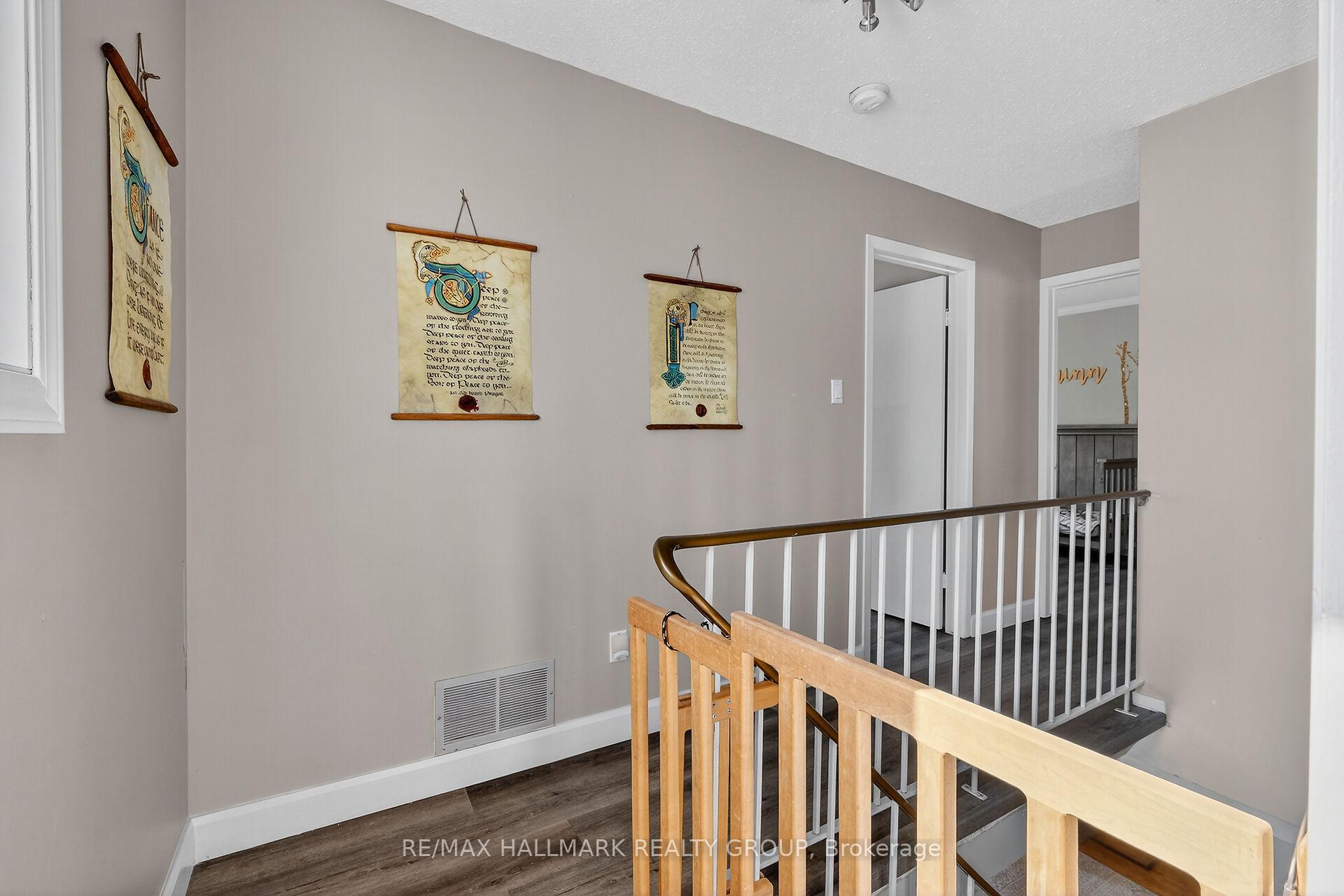 Photo 22 of 1821 Brousseau Crescent, Ottawa, Chateauneuf — HOMEH