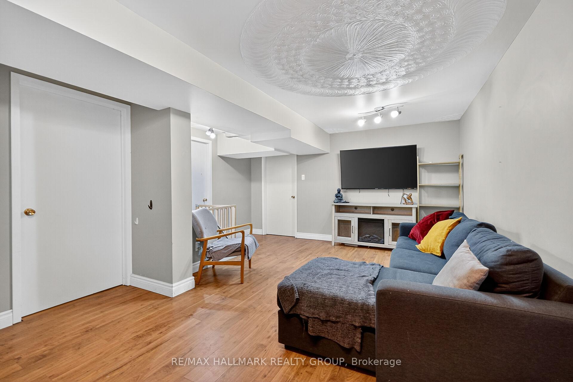 Photo 31 of 1821 Brousseau Crescent, Ottawa, Chateauneuf — HOMEH