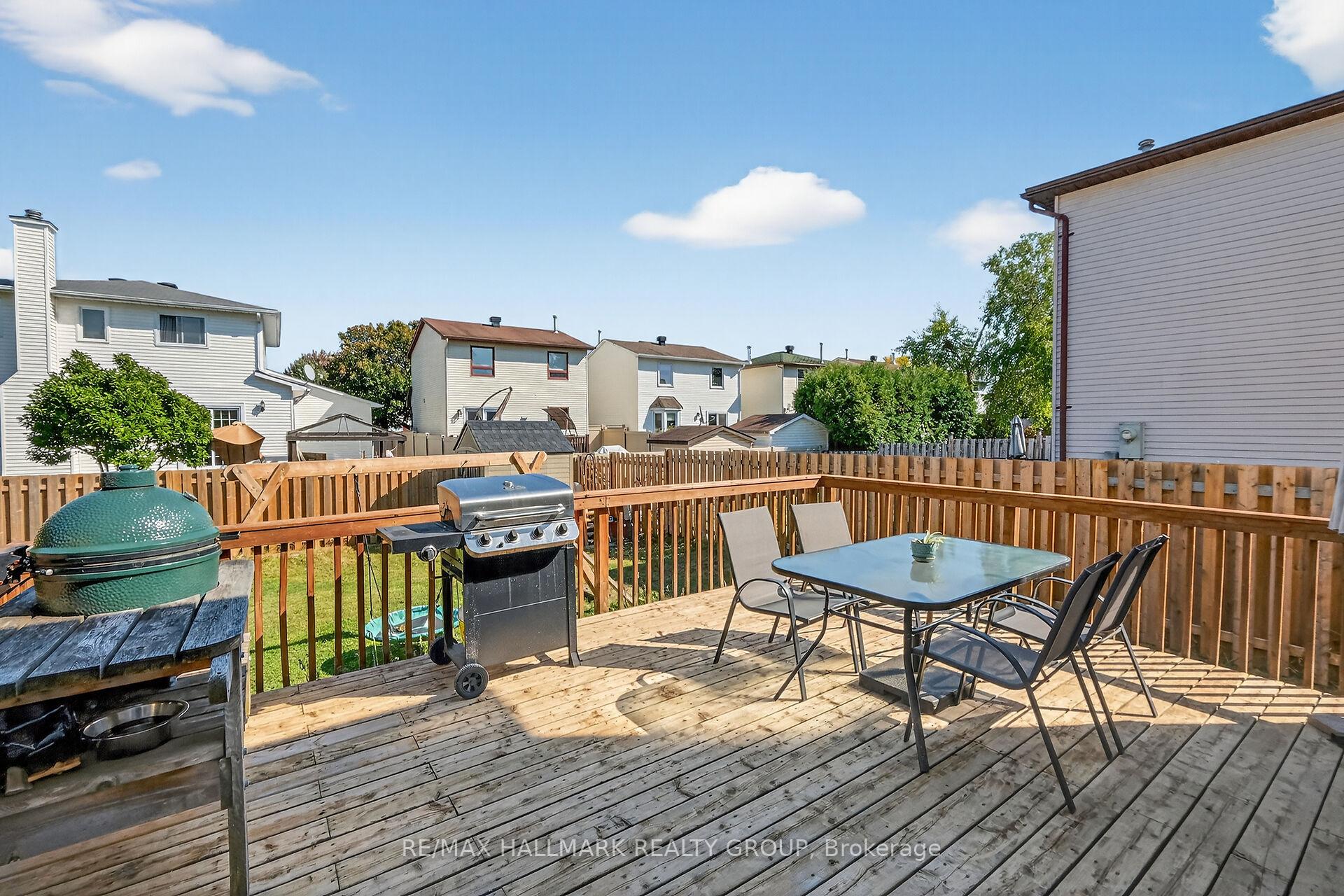 Photo 41 of 1821 Brousseau Crescent, Ottawa, Chateauneuf — HOMEH
