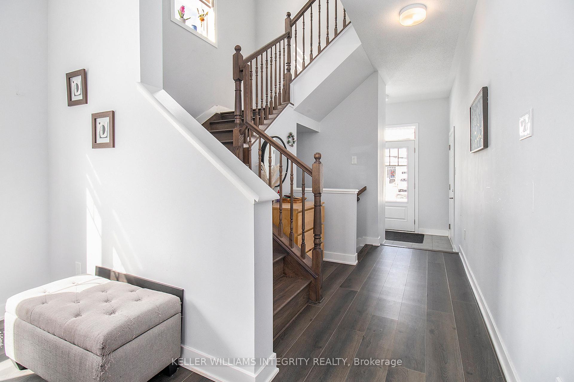 Photo 2 of 2101 Winsome Terrace, Ottawa, Fallingbrook/Gardenway South — HOMEH
