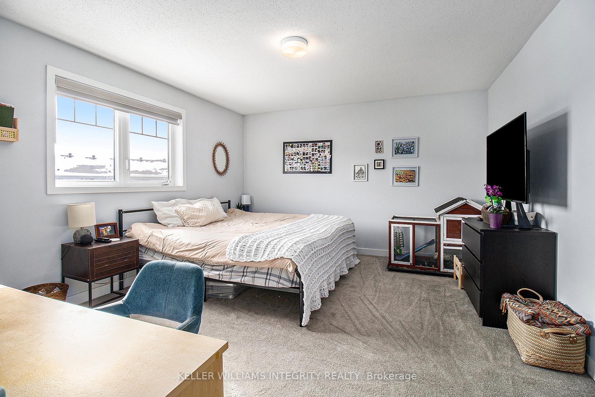 Photo 7 of 2101 Winsome Terrace, Ottawa, Fallingbrook/Gardenway South — HOMEH