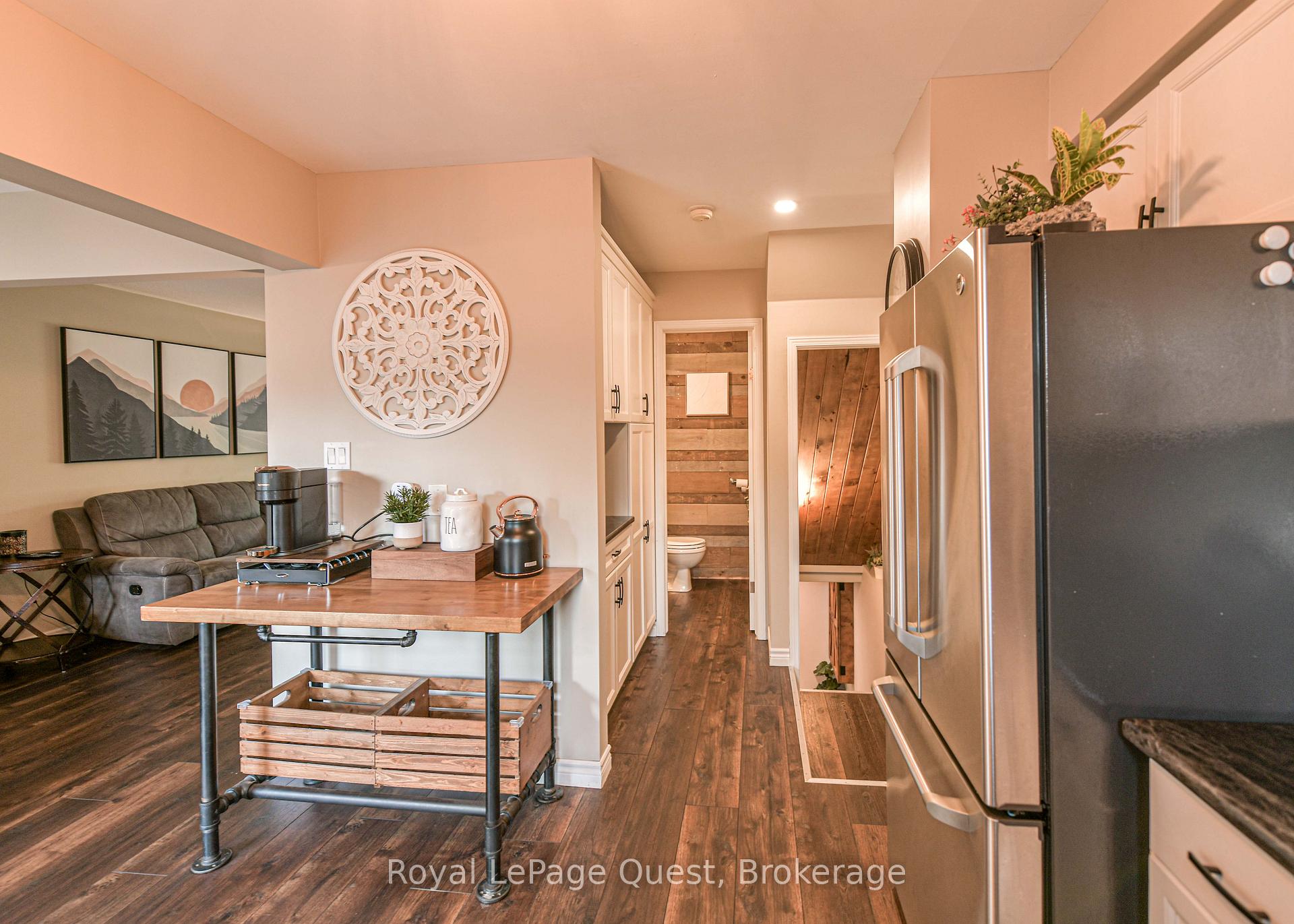Photo 10 of 46 Courtney Crescent, Orillia — HOMEH