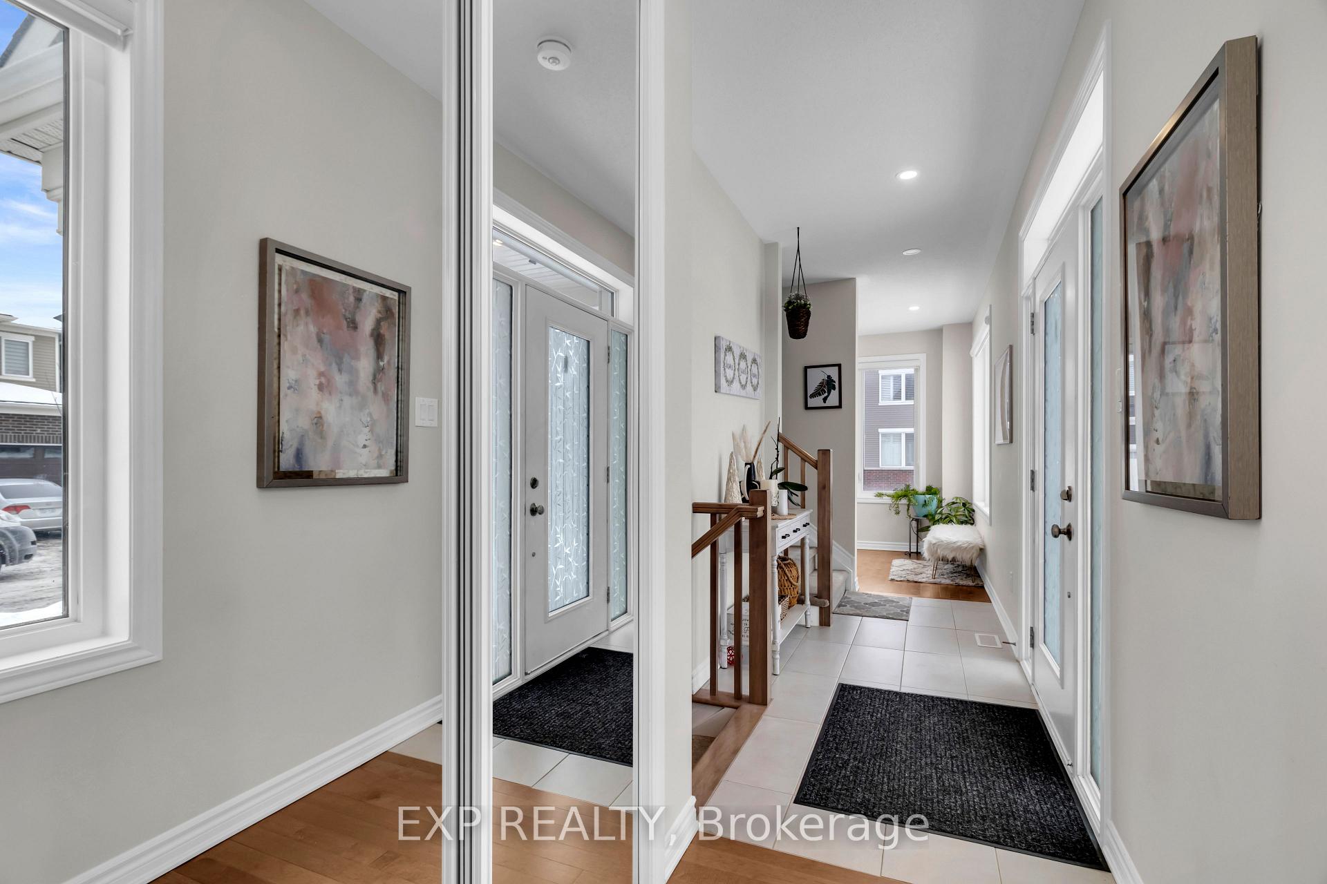 Photo 6 of 1014 Carden Lane, Ottawa, Chapel Hill South - Orleans Village — HOMEH