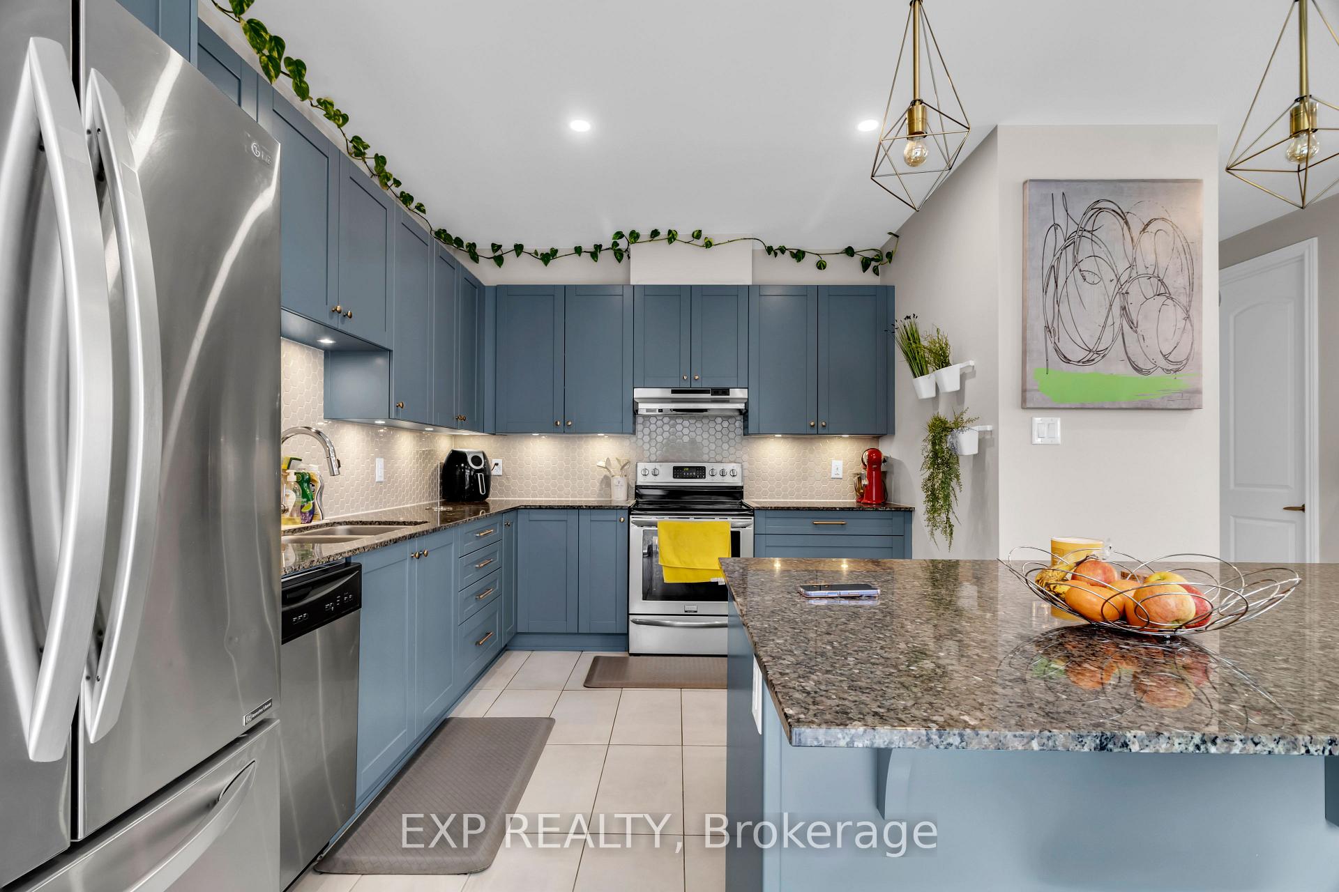 Photo 10 of 1014 Carden Lane, Ottawa, Chapel Hill South - Orleans Village — HOMEH