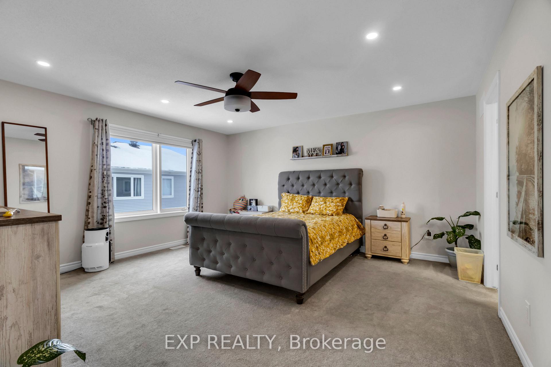 Photo 17 of 1014 Carden Lane, Ottawa, Chapel Hill South - Orleans Village — HOMEH