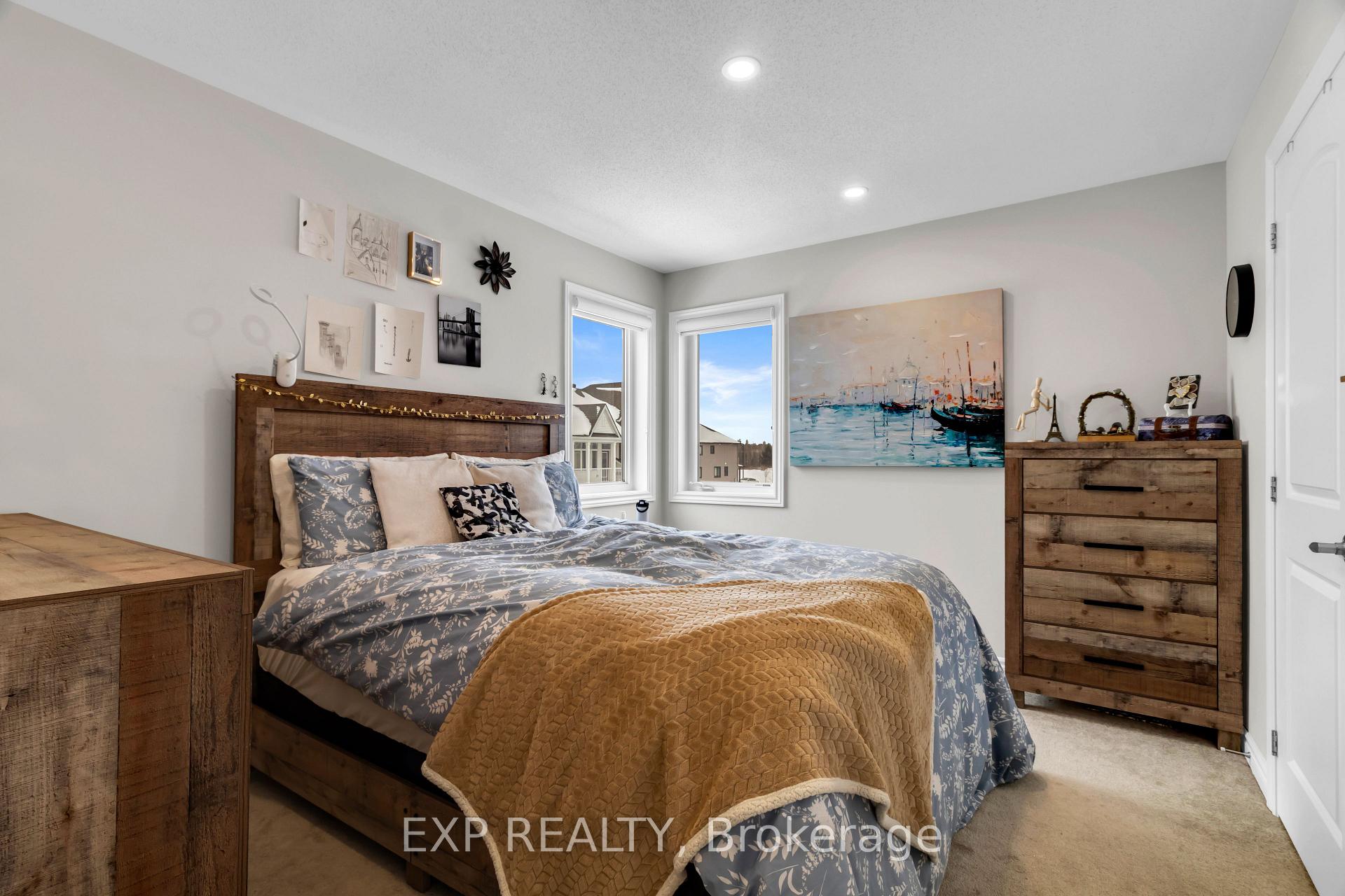 Photo 19 of 1014 Carden Lane, Ottawa, Chapel Hill South - Orleans Village — HOMEH