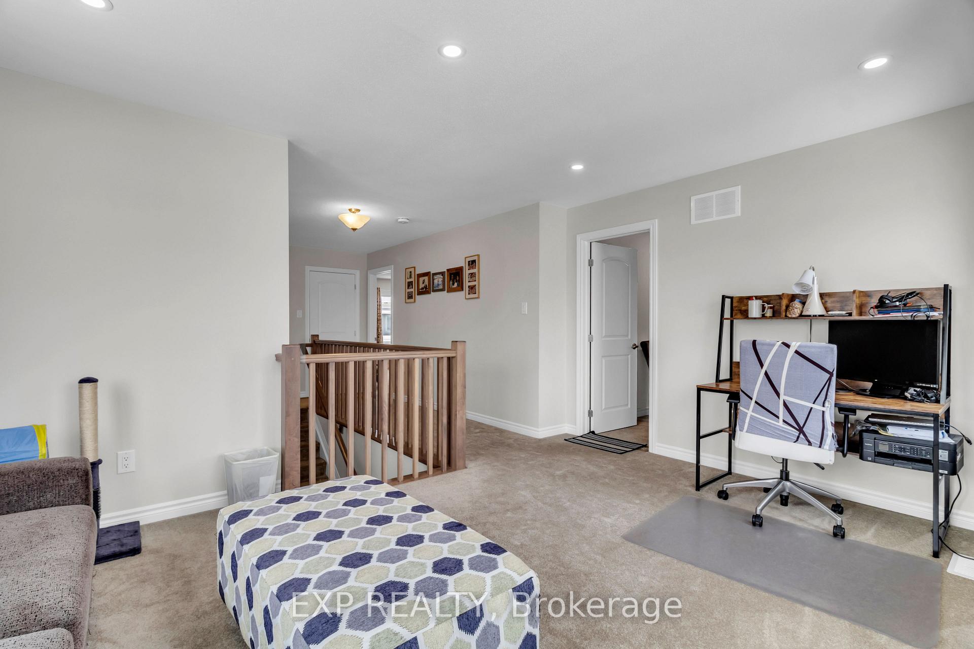 Photo 23 of 1014 Carden Lane, Ottawa, Chapel Hill South - Orleans Village — HOMEH