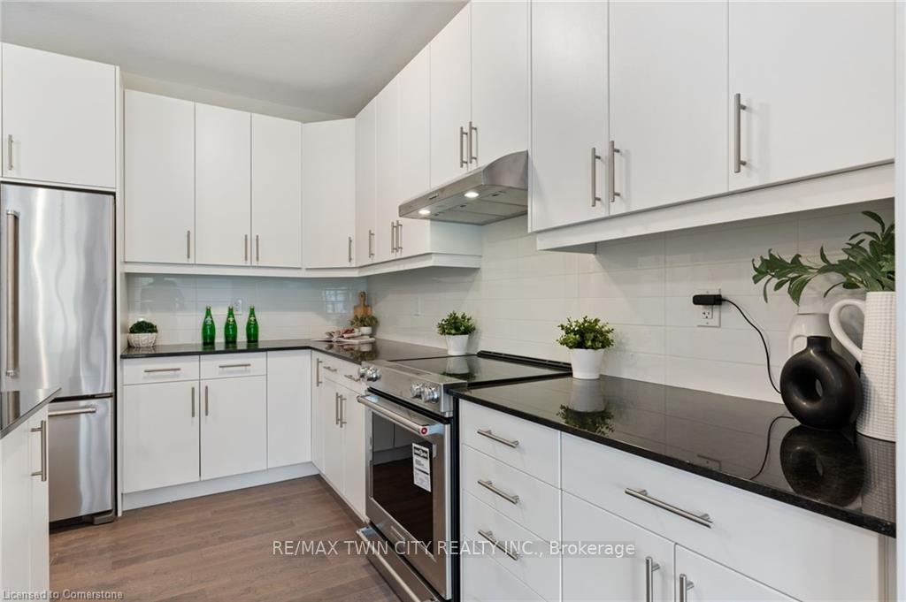 Photo 9 of 130 Ellen Street, North Perth, Elma — HOMEH