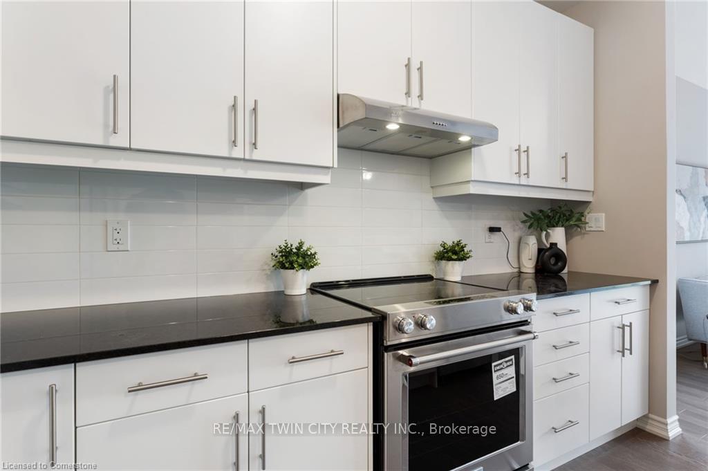 Photo 10 of 130 Ellen Street, North Perth, Elma — HOMEH