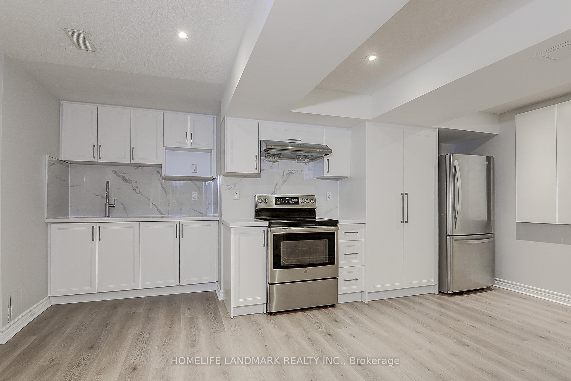 Photo 2 of Unit Basmnt, 100 Starhill Crescent, Markham, Cachet — HOMEH