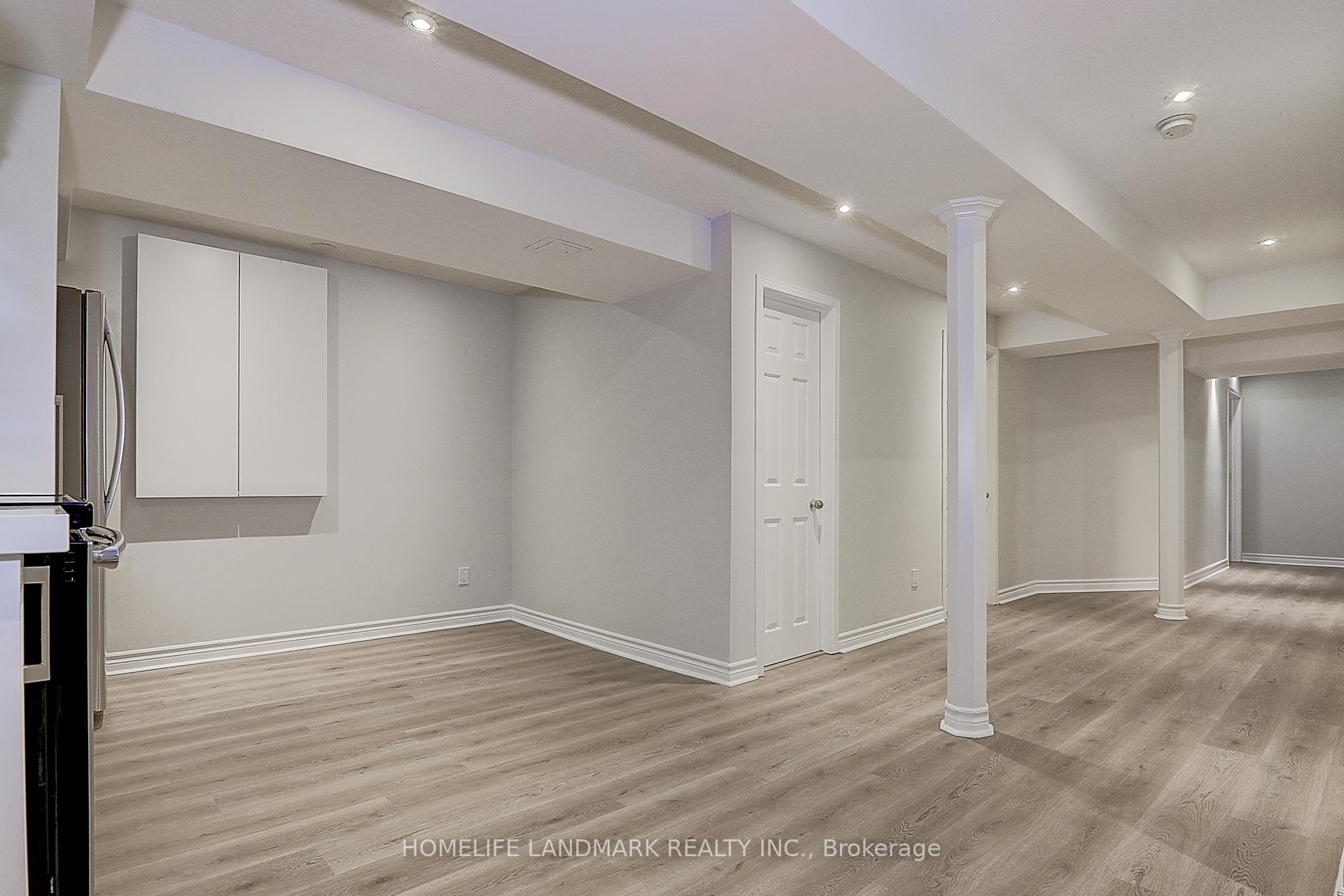 Photo 3 of Unit Basmnt, 100 Starhill Crescent, Markham, Cachet — HOMEH