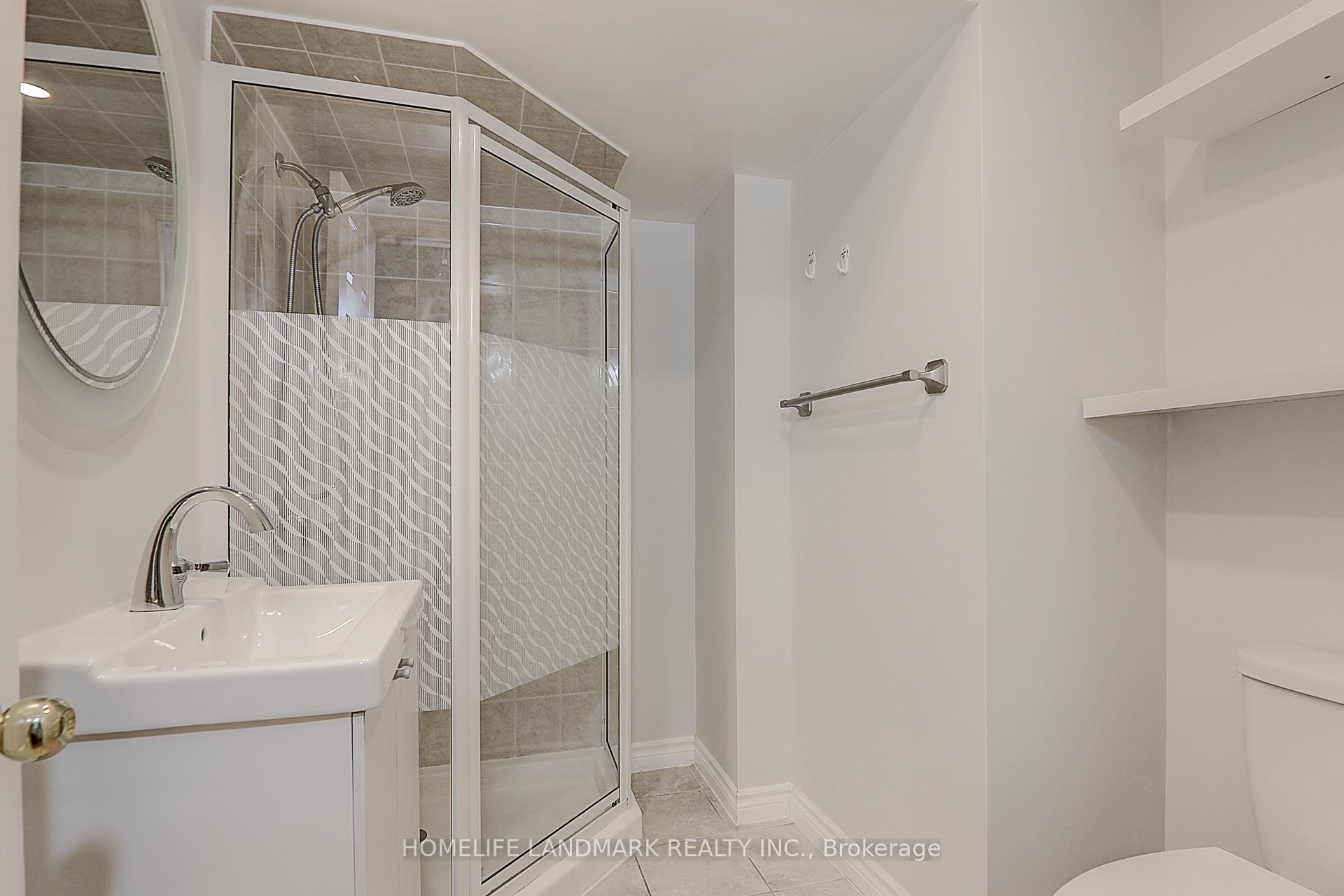 Photo 10 of Unit Basmnt, 100 Starhill Crescent, Markham, Cachet — HOMEH