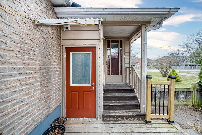 Photo 35 of 136 Patterson Street N, New Tecumseth, Beeton — HOMEH