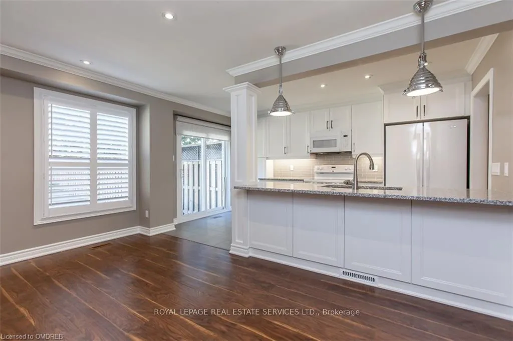 Photo 7 of 237 Ross Lane, Oakville, River Oaks — HOMEH