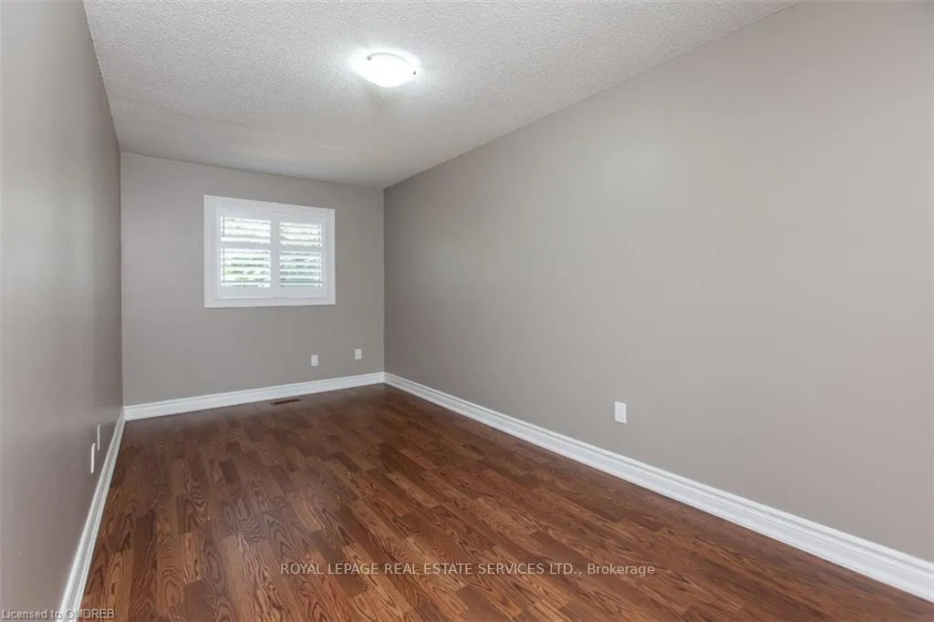 Photo 14 of 237 Ross Lane, Oakville, River Oaks — HOMEH