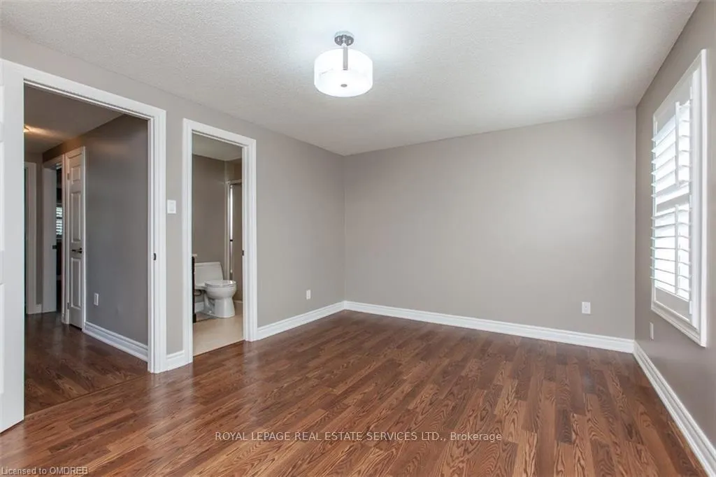 Photo 17 of 237 Ross Lane, Oakville, River Oaks — HOMEH