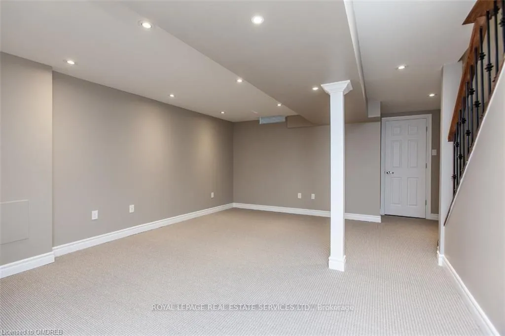 Photo 20 of 237 Ross Lane, Oakville, River Oaks — HOMEH