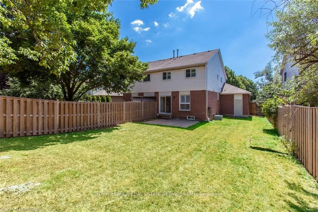 Photo 23 of 237 Ross Lane, Oakville, River Oaks — HOMEH