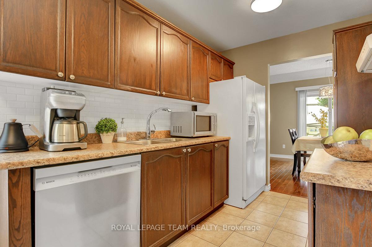 Photo 14 of 1471 Briarfield Crescent, Ottawa, Fallingbrook/Ridgemount — HOMEH