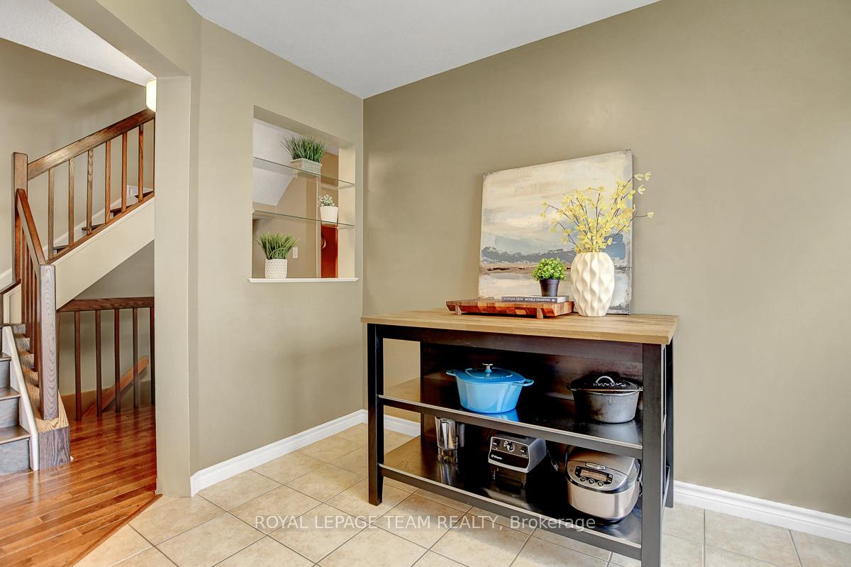 Photo 16 of 1471 Briarfield Crescent, Ottawa, Fallingbrook/Ridgemount — HOMEH