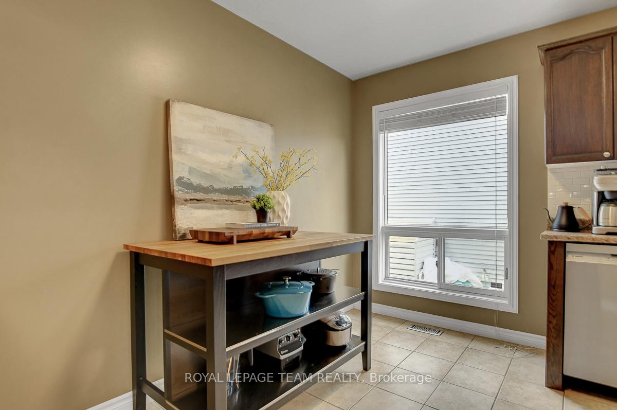 Photo 18 of 1471 Briarfield Crescent, Ottawa, Fallingbrook/Ridgemount — HOMEH