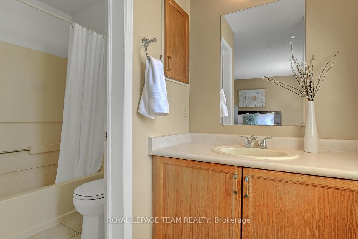 Photo 25 of 1471 Briarfield Crescent, Ottawa, Fallingbrook/Ridgemount — HOMEH